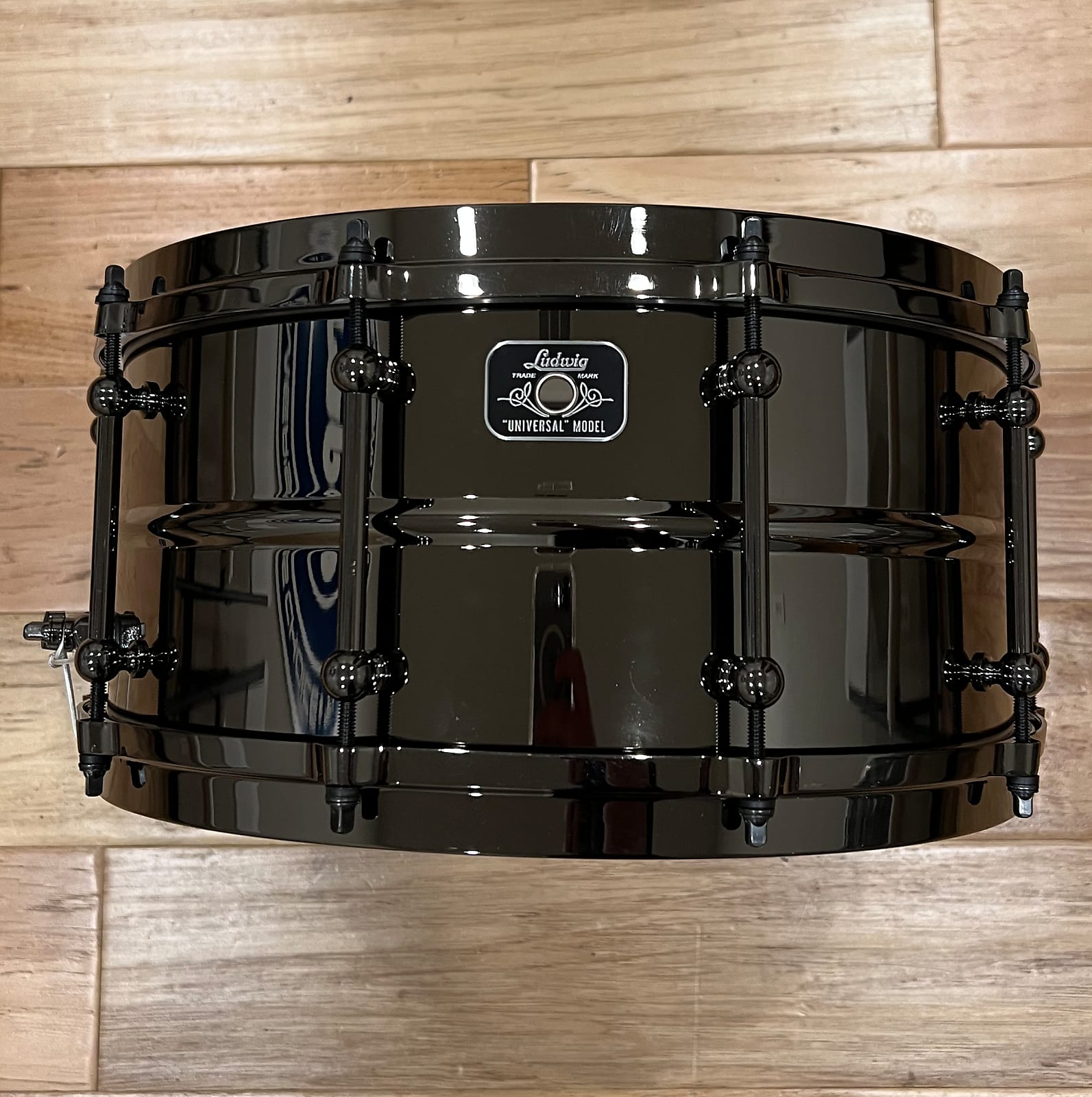 Ludwig LU6514 Universal Black Brass 6.5x14 Snare Drum with Black Nickel Hardware *IN STOCK*